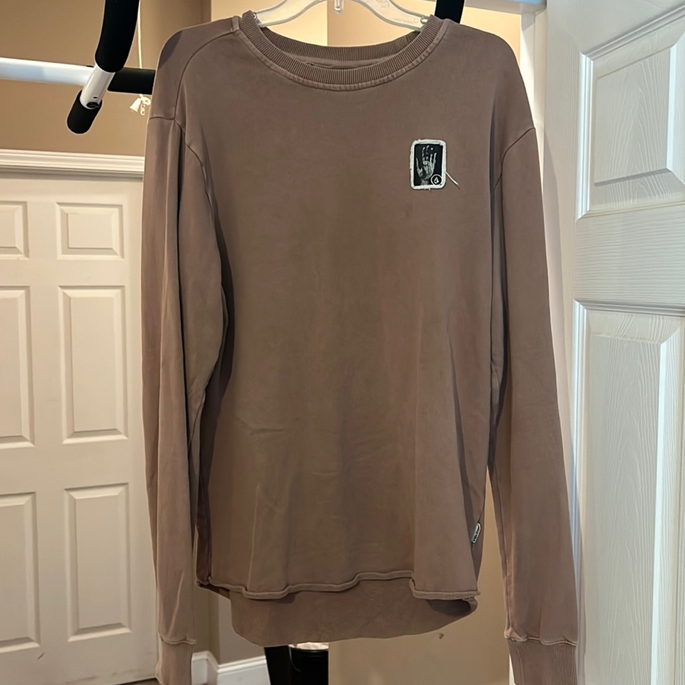 Volcom sweatshirt-sweater-hoodie with no hood- whatever you call this || M